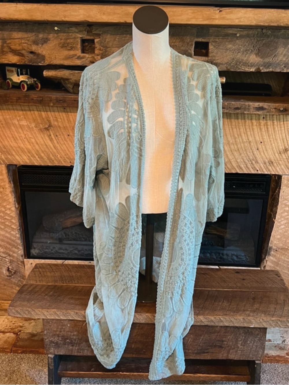JODIFL Sage Green Lace Open-Front Kimono Cardigan